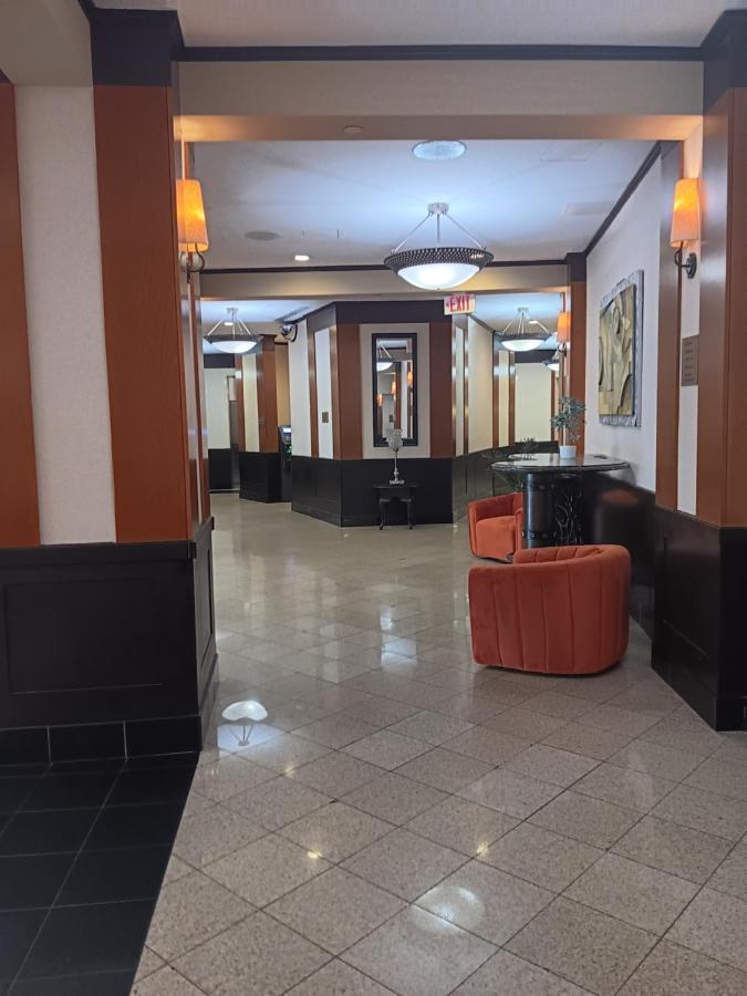 Clarion Hotel & Suites Mount Laurel Esterno foto
