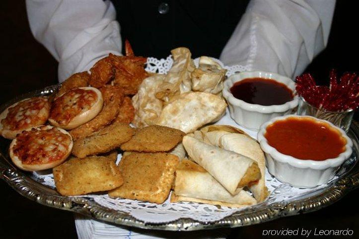 Clarion Hotel & Suites Mount Laurel Ristorante foto
